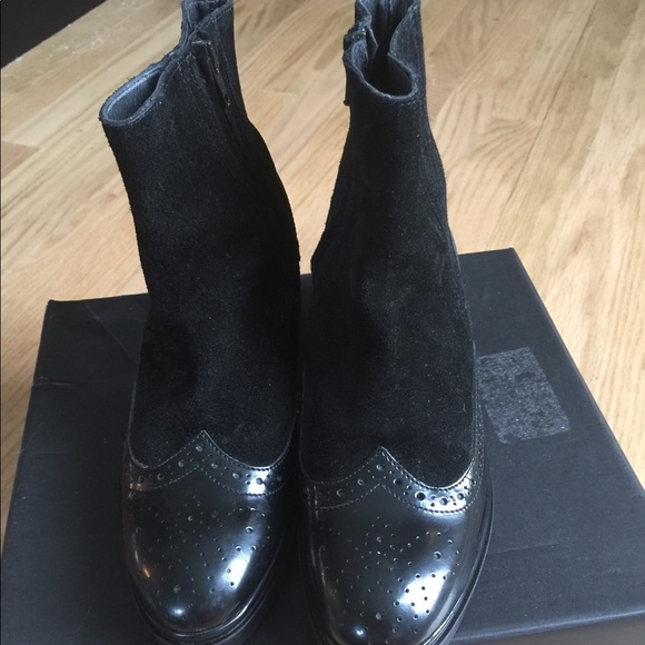 wingtip boots womens